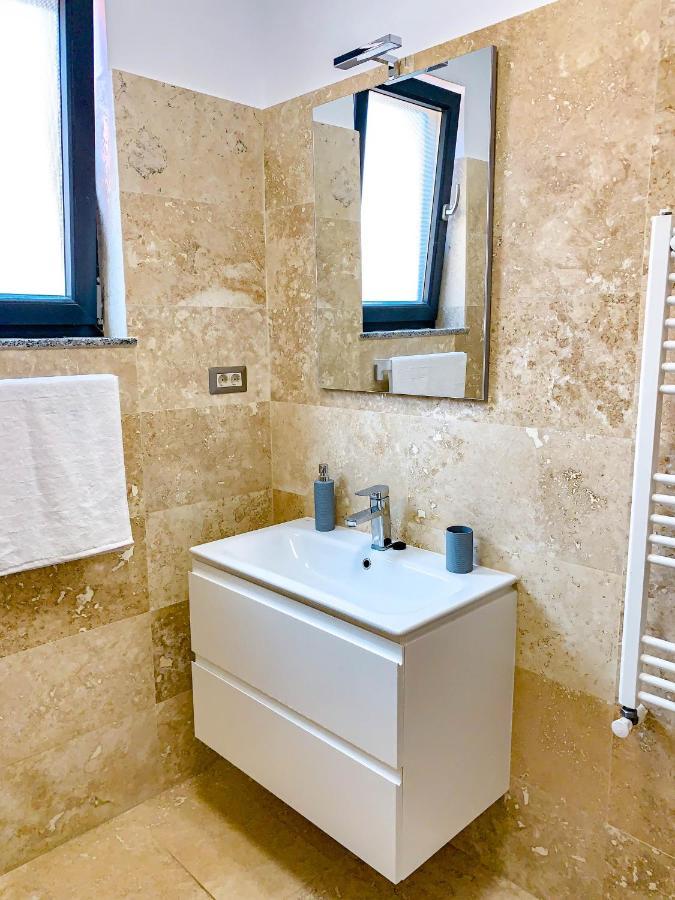 A&P Apartament Mamaia-Nord 那沃达利 外观 照片